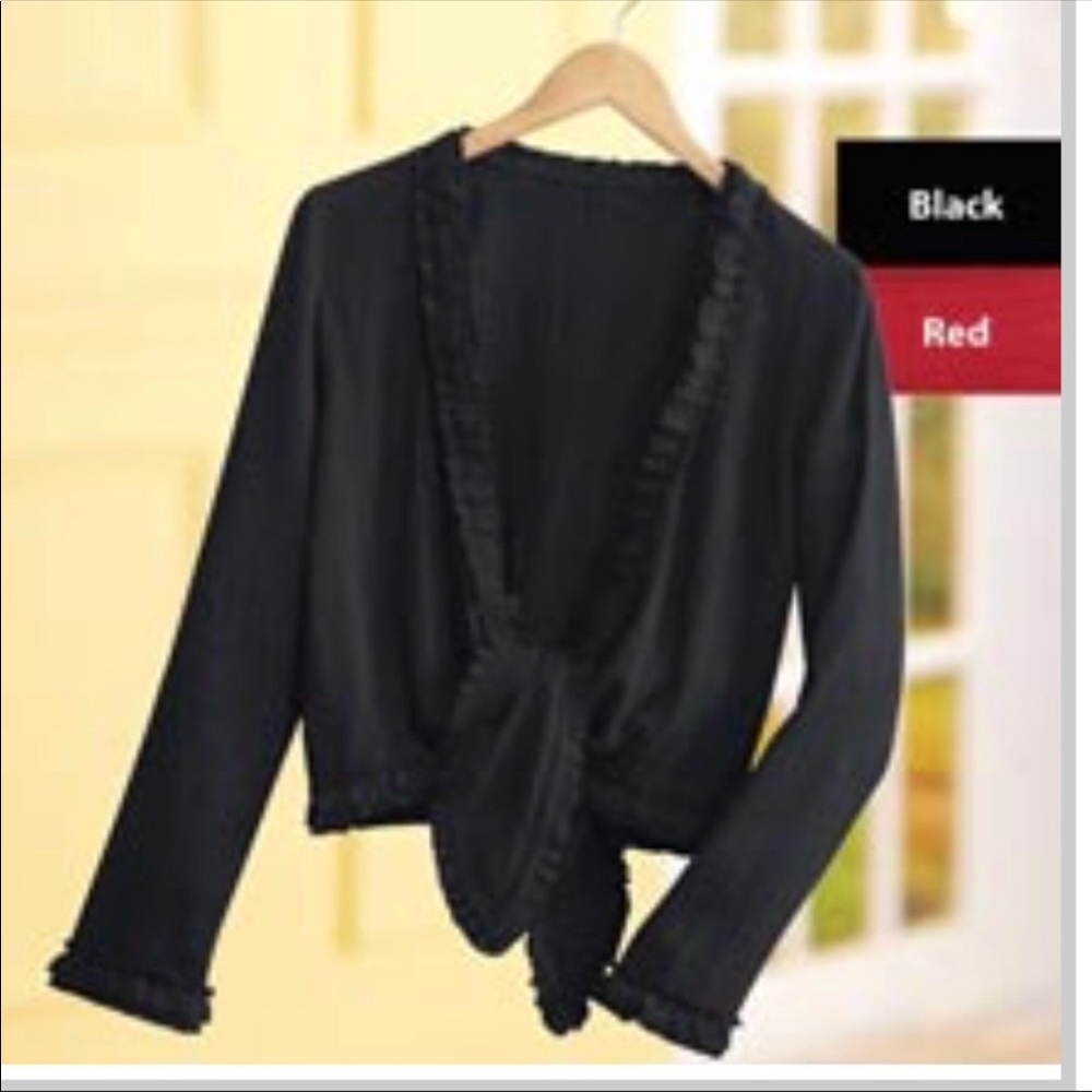 BLACK The Paragon shrug